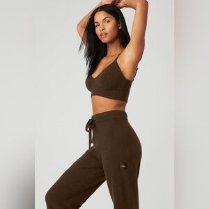 Alo Yoga Cashmere Jet Set Bra in Espresso